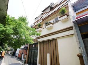 Kamar Keluarga Syariah Johar Baru