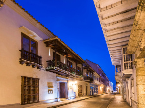 Ananda Hotel Boutique