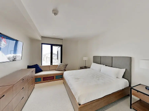 Ski-in/ski-out Dream W/ Resort Pool & Luxe Perks 1 Bedroom Condo