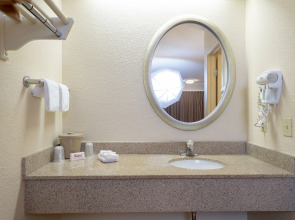 Red Roof Inn Detroit - Dearborn/Greenfield Village