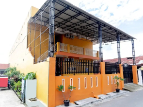 Arista Residence by OYO Rooms