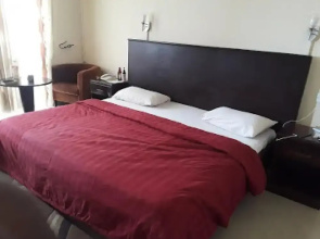 Mg Way Hotel