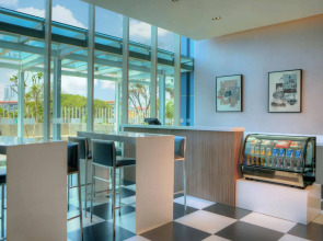 Holiday Inn Express Jakarta International Expo by IHG