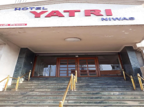 Hotel Yatri Niwas