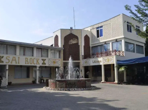Sai Rock Beach Hotel & Spa