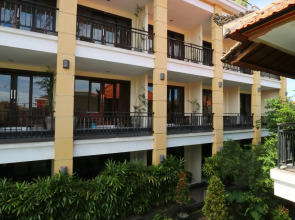 Kondra Premiere Guest House Kuta