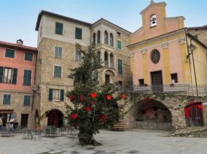 House Reanna Apricale