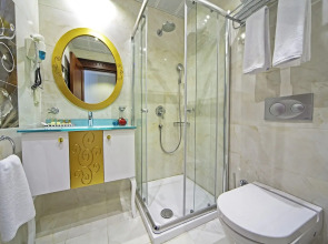 The Magnaura Palace Hotel