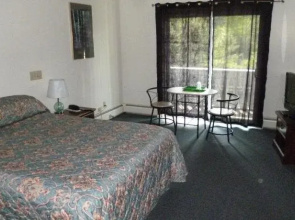 Deer Run Motor Inn