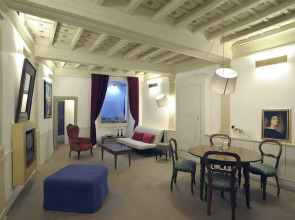 Raffaello Charmsuite