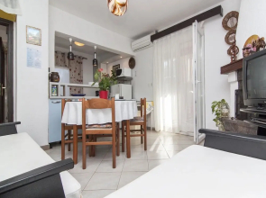 Apartments Ana Valbandon