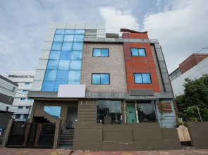 OYO 7421 Hotel Relex