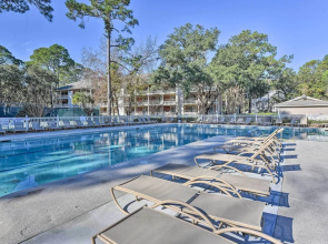 2 Pools + Hot Tub: Hilton Head Island Condo!