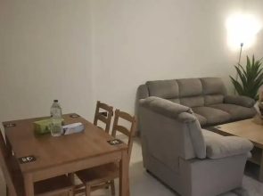 OYO HOME 1384 Luxrious 1 BHK With Balcon