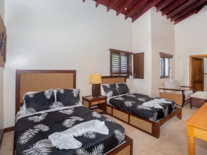 Pristine Bay 1003 3 Bedroom Home by RedAwning