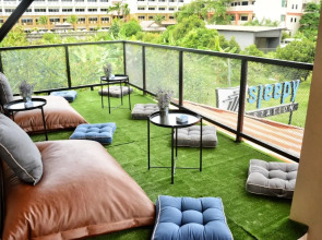 Sleepy Station - Hostel