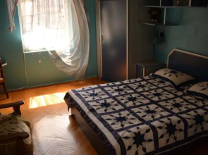 House On Zhordaniya 10