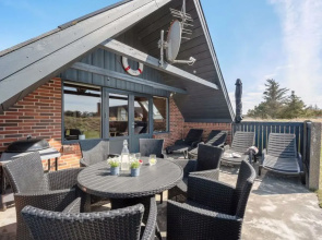"Pupa" - 800m from the sea in Western Jutland