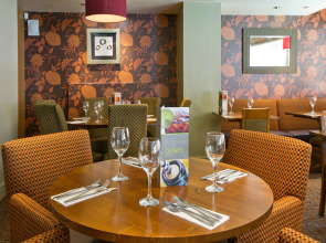 Premier Inn Glasgow City - George Square