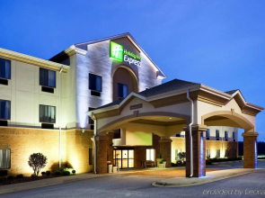 Holiday Inn Express Forest City by IHG