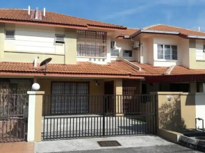 Kenanga Homestay Bukit Mahkota