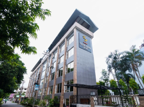 Central Courtyard Boutique Resort