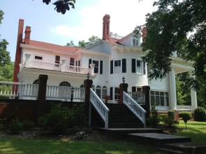 The Twelve Oaks Bed & Breakfast