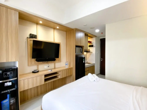 Cozy And Homey Studio Room Pollux Chadstone Apartment