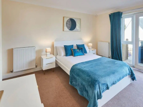 Host Stay Farrers View