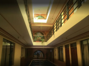 Hostal Center