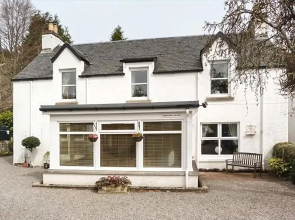 Bridgend House B & B