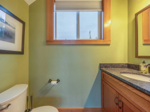 Spring Haus 2 Bedroom Home by RedAwning