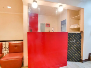 OYO 912 Fb Suites