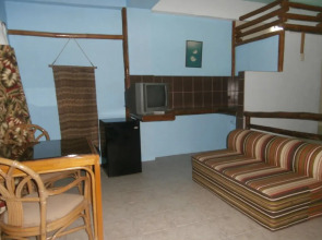 Bahay Isla Inn - Hostel Puerto Galera