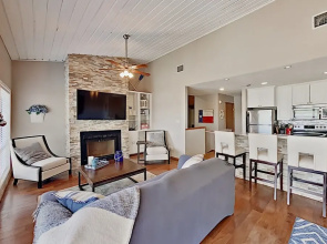 Lakeside Gem In Ridge Harbor W/ Resort Amenities 3 Bedroom Home