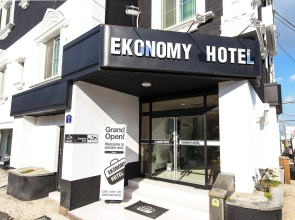 Ekonomy Hotel Yeosu
