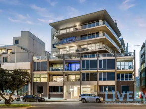 Beach Street Luxury 3 Bed With Beach Bay Views