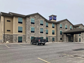 Comfort Inn & Suites Medina NY near Erie Canal