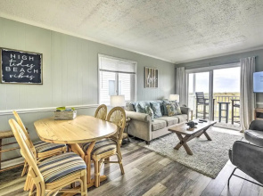 Cozy Ocean Isle Beach Condo, Steps to the Beach!