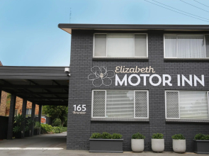 Cosmo Motel Adamstown