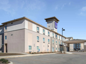 Sleep Inn & Suites Meridian - Bonita Lakes