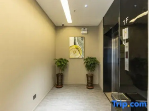 Lechao Hotel (Shengda University Zhongyuan Institute of Technology)