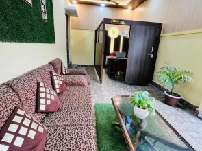 Rudraksh Inn