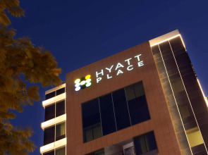 Hyatt Place Dubai Al Rigga Hotel & Residences