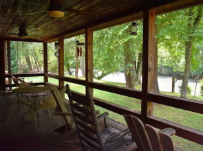 Toccoa River Retreat