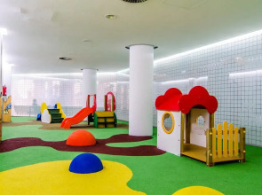 Port Fiesta Park Hotel