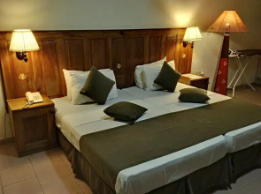 Takoradi Standard Hotel