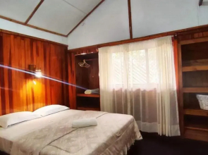 Gad Gha Kum - El Mensajero Lodge