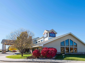 AmericInn by Wyndham Windsor Ft. Collins