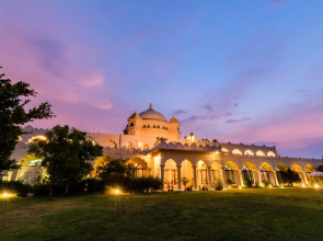Gulaab Niwaas Palace